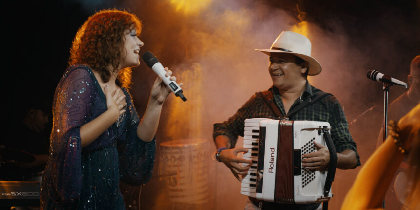 Cesário Ramos e Carol Gibbon lançam single e clipe “Nosso Cantinho” com show no Hotel Fairmont no Rio de Janeiro dia 31 (terça-feira)